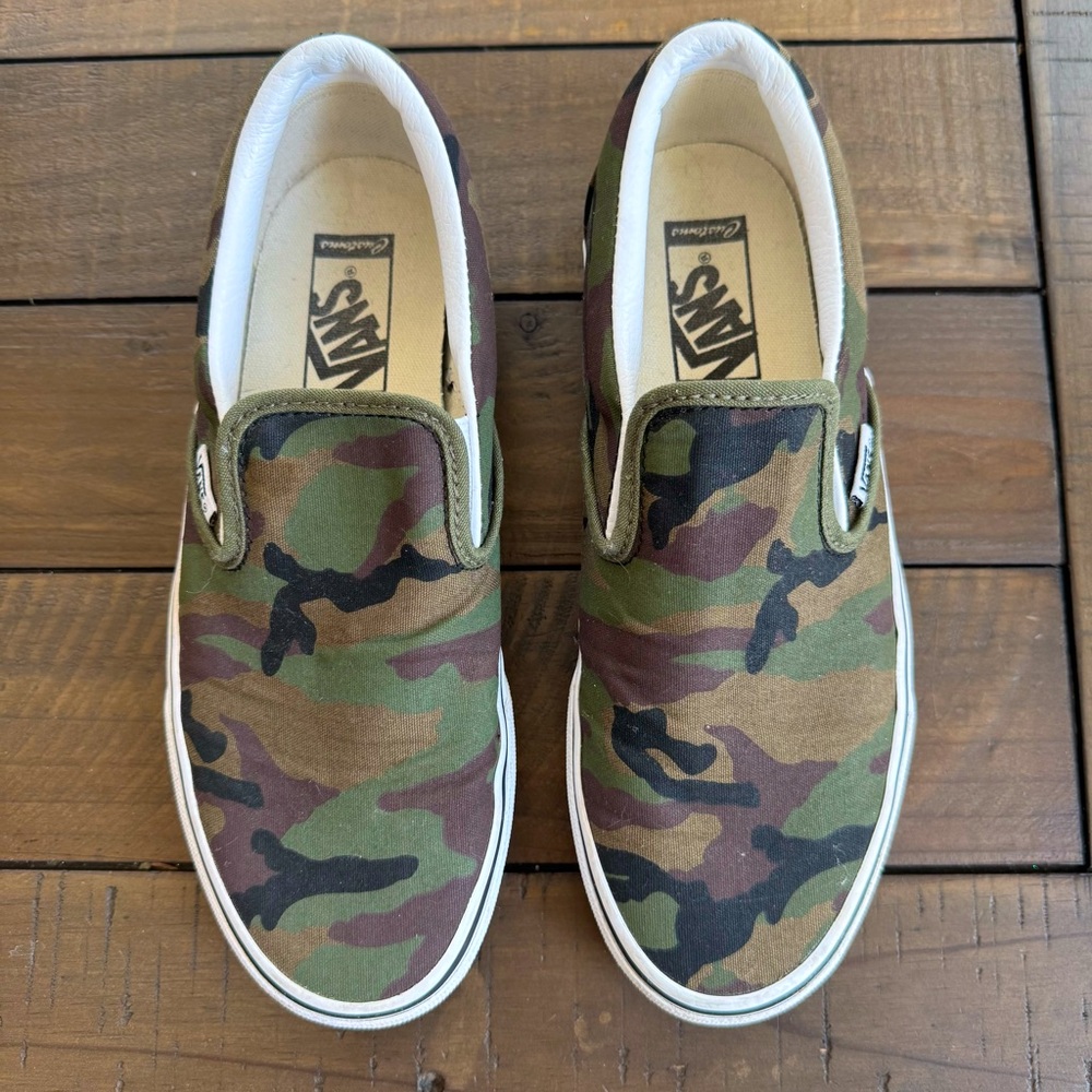 Sz 8 - Vans Customs Camo Slip-on